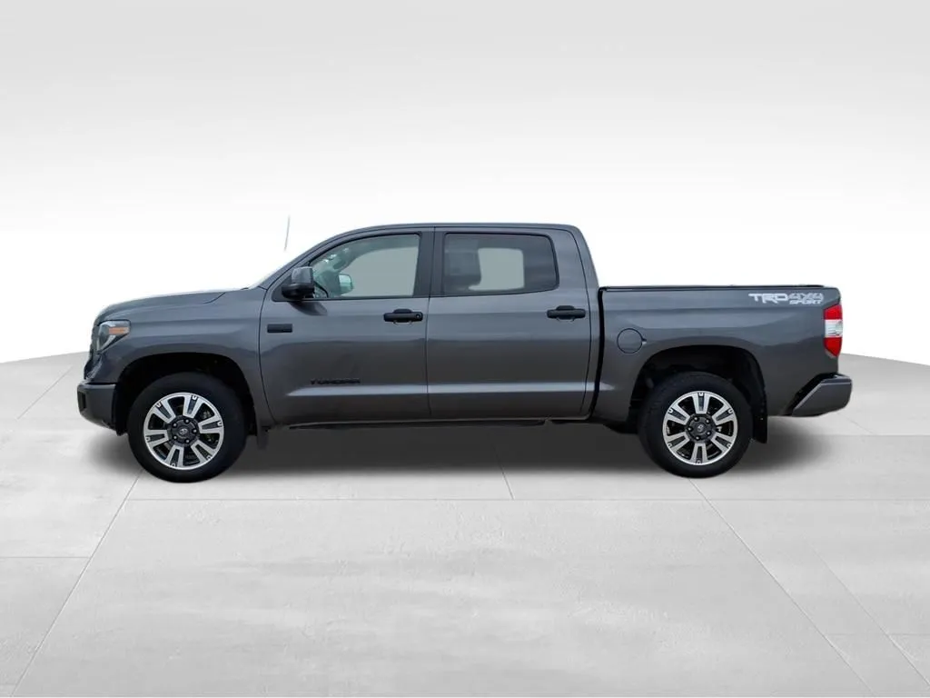 2019 Toyota Tundra SR5 Grade photo 3