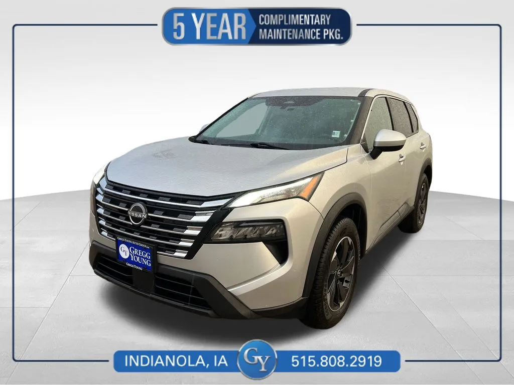 2024 Nissan Rogue SV's photo