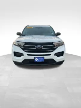Another view of 2021 Ford Explorer XLT for sale in Indianola, IA at Gregg Young Buick GMC Indianola