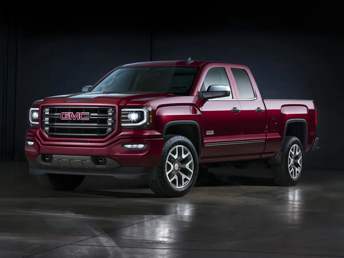 2022 GMC Sierra 1500 Limited Denali for sale in Indianola, IA