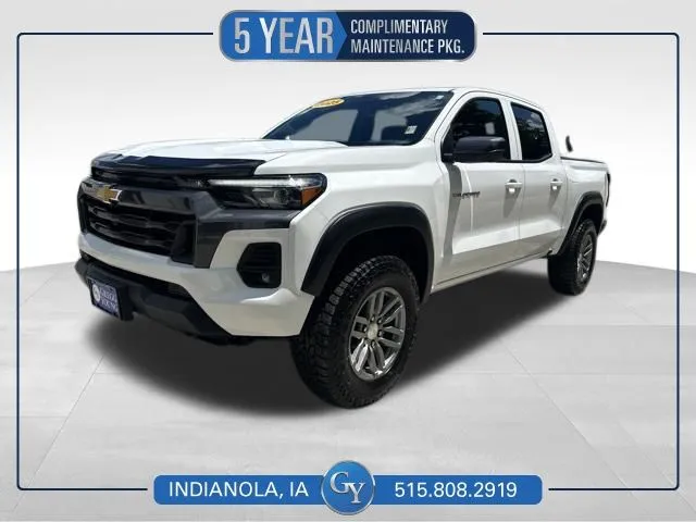 White 2025 Chevrolet Colorado LT for sale in Indianola, IA