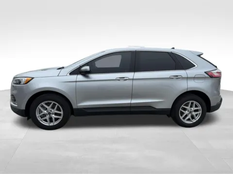 More photos of 2024 Ford Edge SEL at Gregg Young Buick GMC Indianola, IA