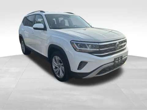 More photos of 2023 Volkswagen Atlas 3.6L V6 SE w/Technology at Gregg Young Buick GMC Indianola, IA