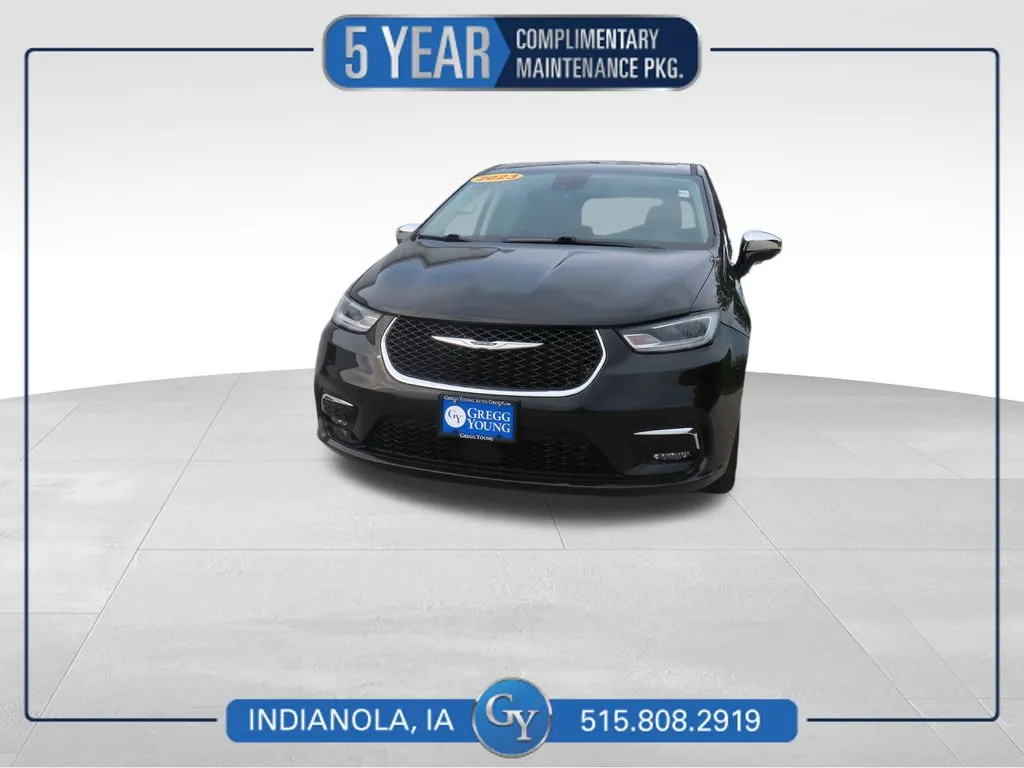 2023 Chrysler Pacifica Hybrid Limited for sale in Indianola, IA