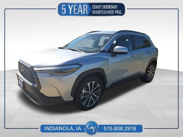 2023 Toyota Corolla Cross XLE's photo