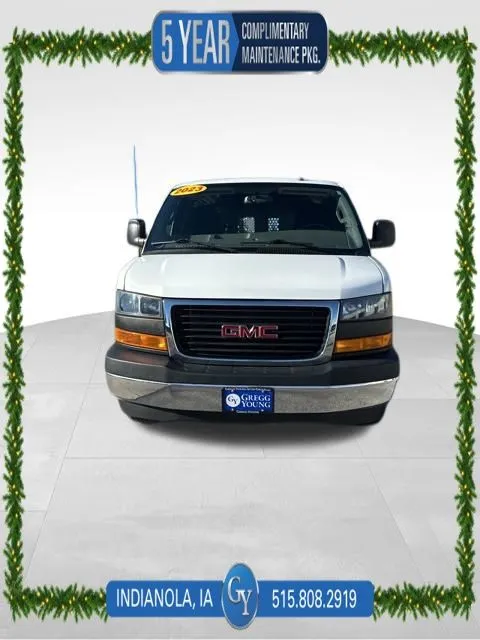2023 GMC Savana Cargo Work Van's photo