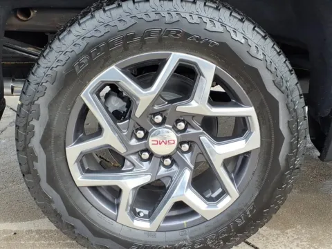 More photos of 2026 GMC Sierra 1500 SLT at Gregg Young Chevrolet GMC of Columbus, NE