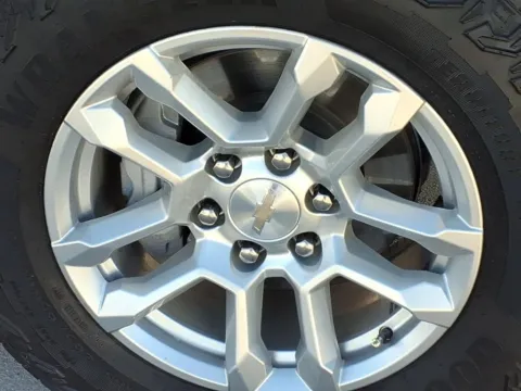 More photos of 2023 Chevrolet Silverado 1500 LT at Gregg Young Chevrolet GMC of Columbus, NE