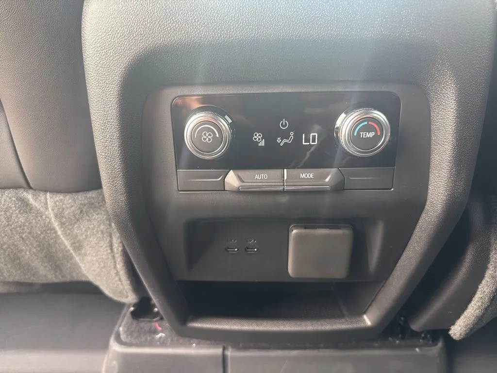 2026 GMC Acadia Elevation - Photo 19