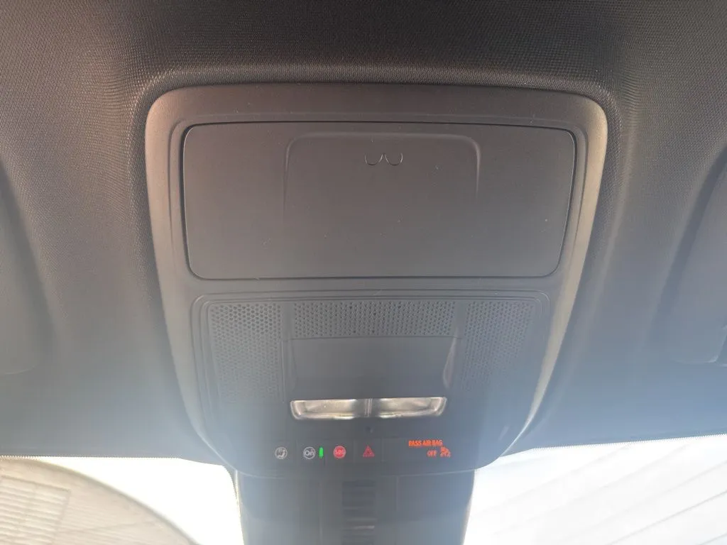 2026 GMC Acadia Elevation - Photo 16