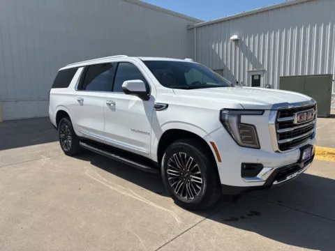 More photos of 2026 GMC Yukon XL Elevation at Gregg Young Chevrolet GMC of Columbus, NE