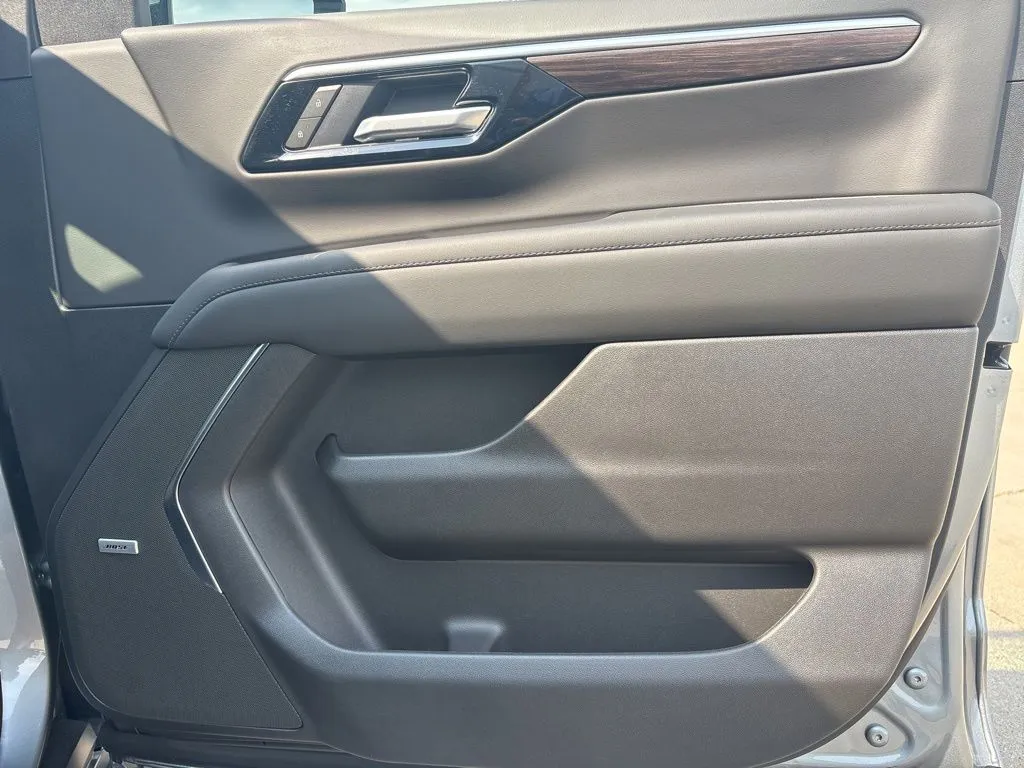 2026 Chevrolet Tahoe LT - Photo 18