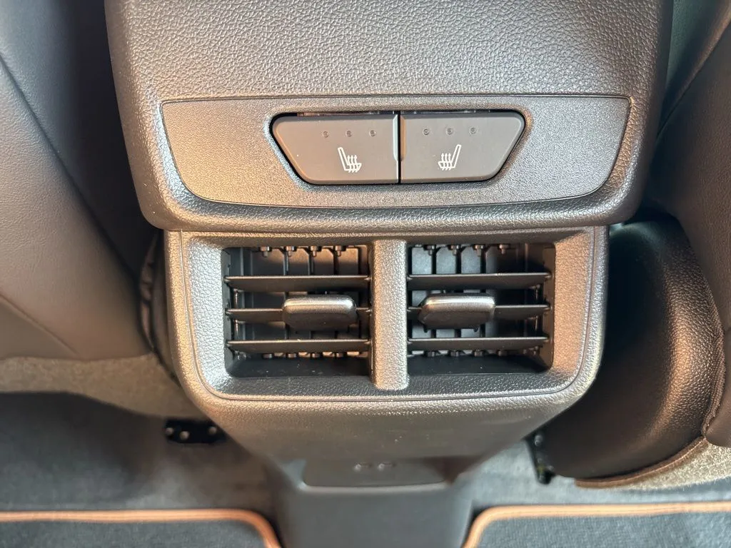 2026 GMC Terrain AT4 - Photo 35