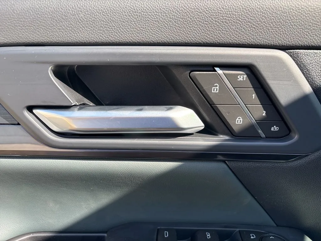 2026 GMC Terrain AT4 - Photo 14