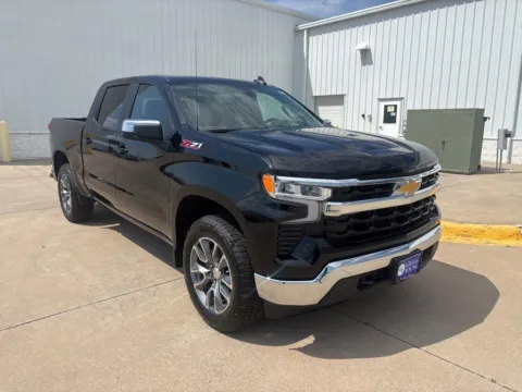 More photos of 2026 Chevrolet Silverado 1500 LT at Gregg Young Chevrolet GMC of Columbus, NE