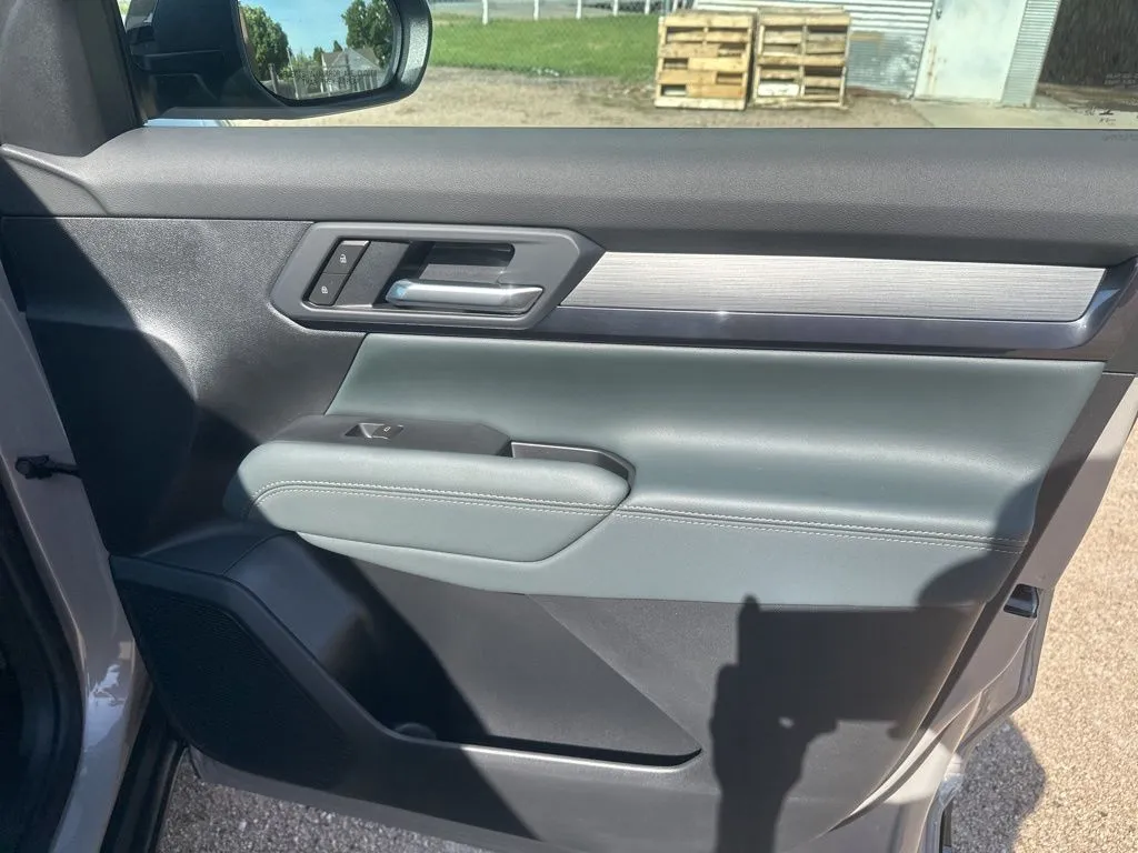 2026 GMC Terrain AT4 - Photo 9