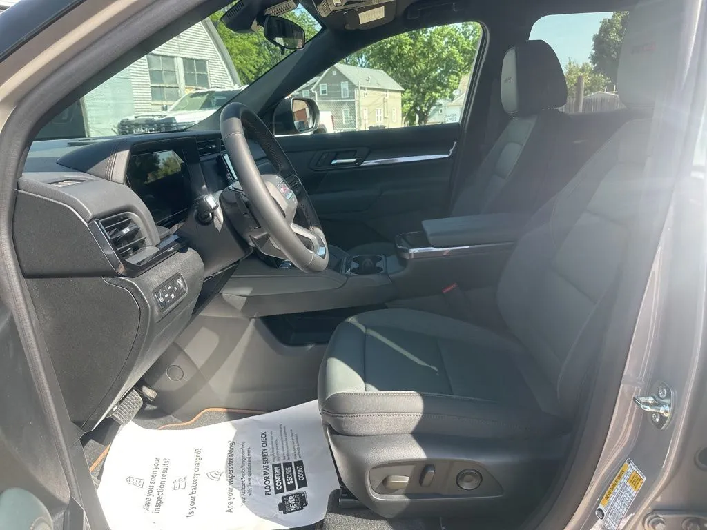 2026 GMC Terrain AT4 - Photo 12