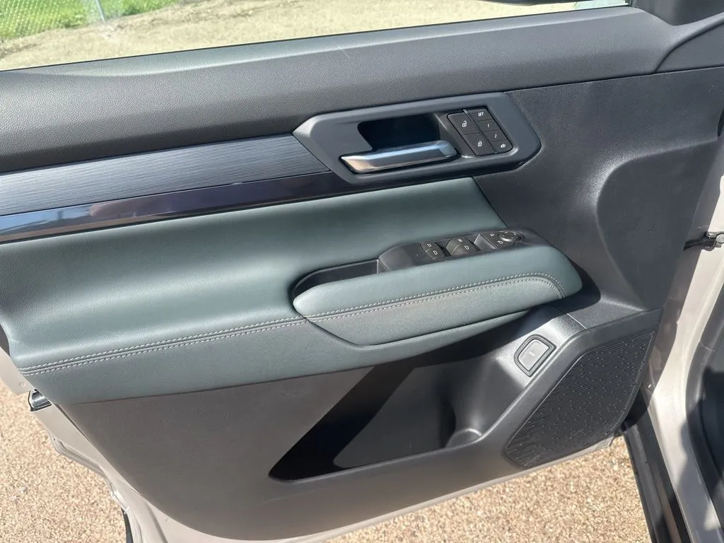 2026 GMC Terrain AT4 - Photo 11
