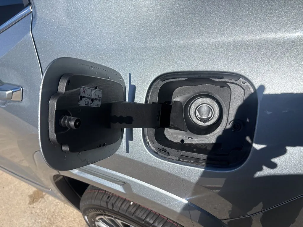 2026 GMC Terrain Denali - Photo 10