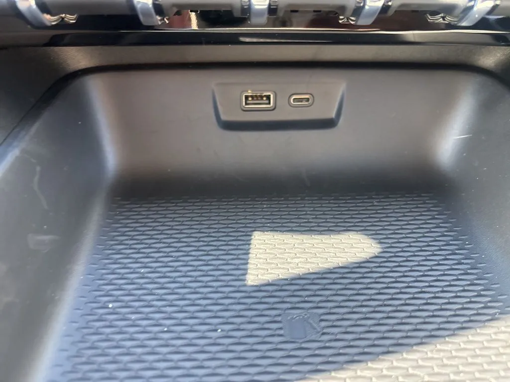 2026 GMC Terrain Denali - Photo 23