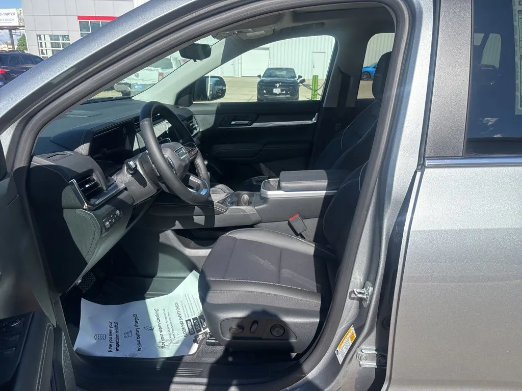 2026 GMC Terrain Denali - Photo 13