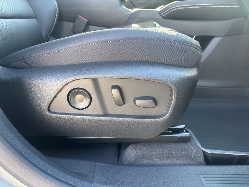 2026 GMC Terrain Denali - Photo 28