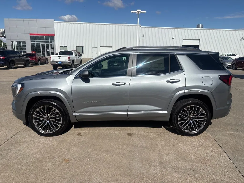 2026 GMC Terrain Denali - Photo 9