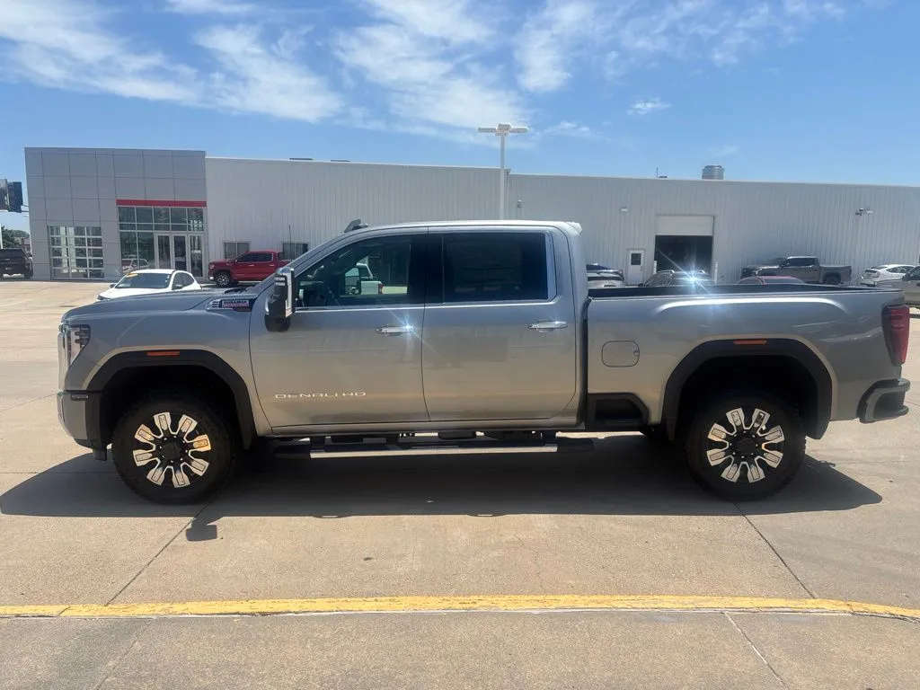 2026 GMC Sierra 2500HD Denali - Photo 9