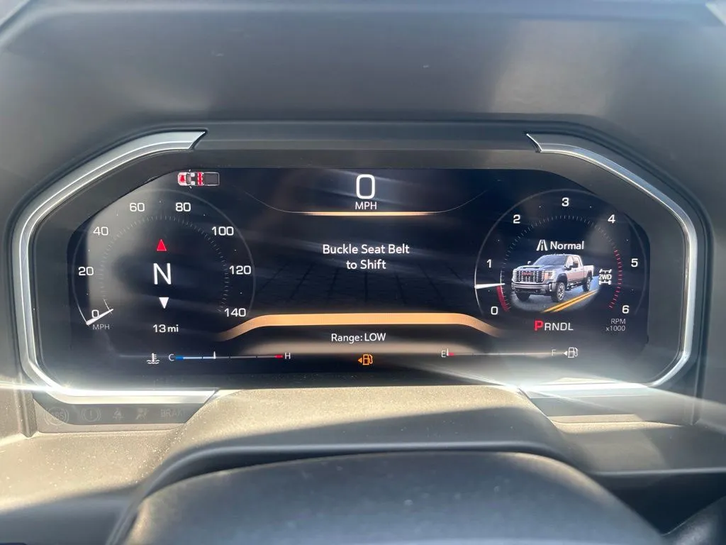 2026 GMC Sierra 2500HD Denali - Photo 15