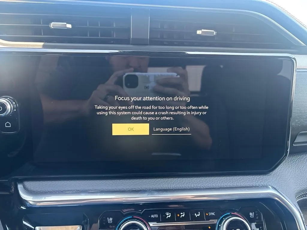 2026 GMC Sierra 2500HD Denali - Photo 17