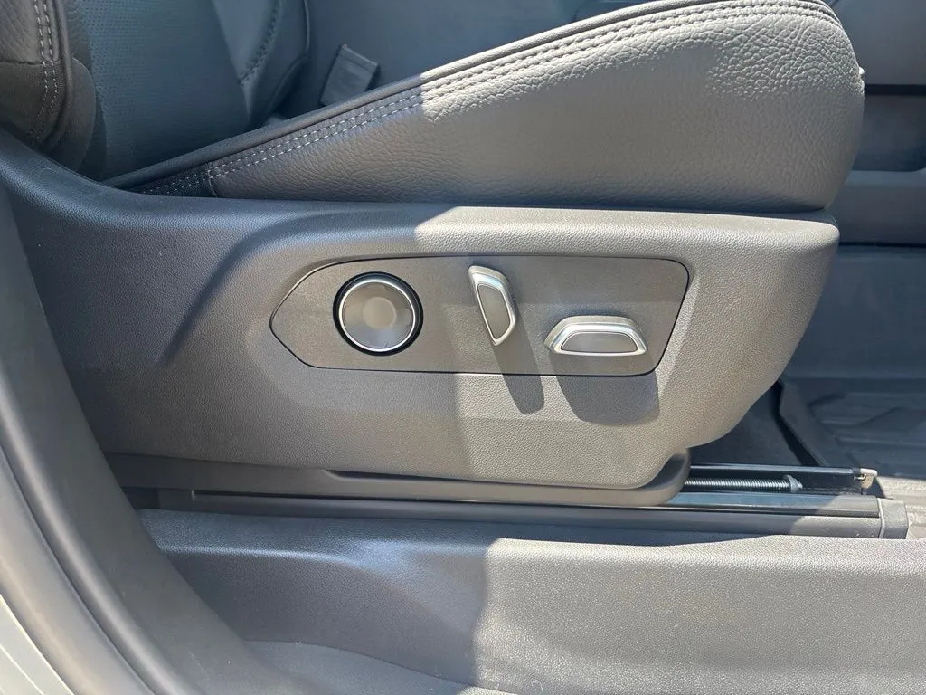 2026 GMC Sierra 2500HD Denali - Photo 25