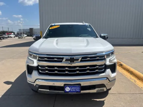 More photos of 2022 Chevrolet Silverado 1500 LTZ at Gregg Young Chevrolet GMC of Columbus, NE