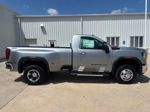 More photos of 2026 GMC Sierra 3500HD SLE at Gregg Young Chevrolet GMC of Columbus, NE