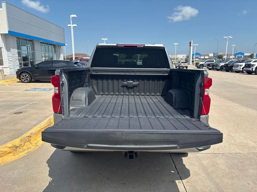 2026 Chevrolet Silverado 1500 RST - Photo 8