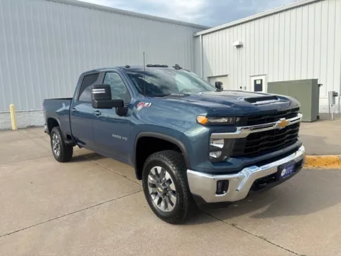 More photos of 2026 Chevrolet Silverado 2500 HD LT at Gregg Young Chevrolet GMC of Columbus, NE