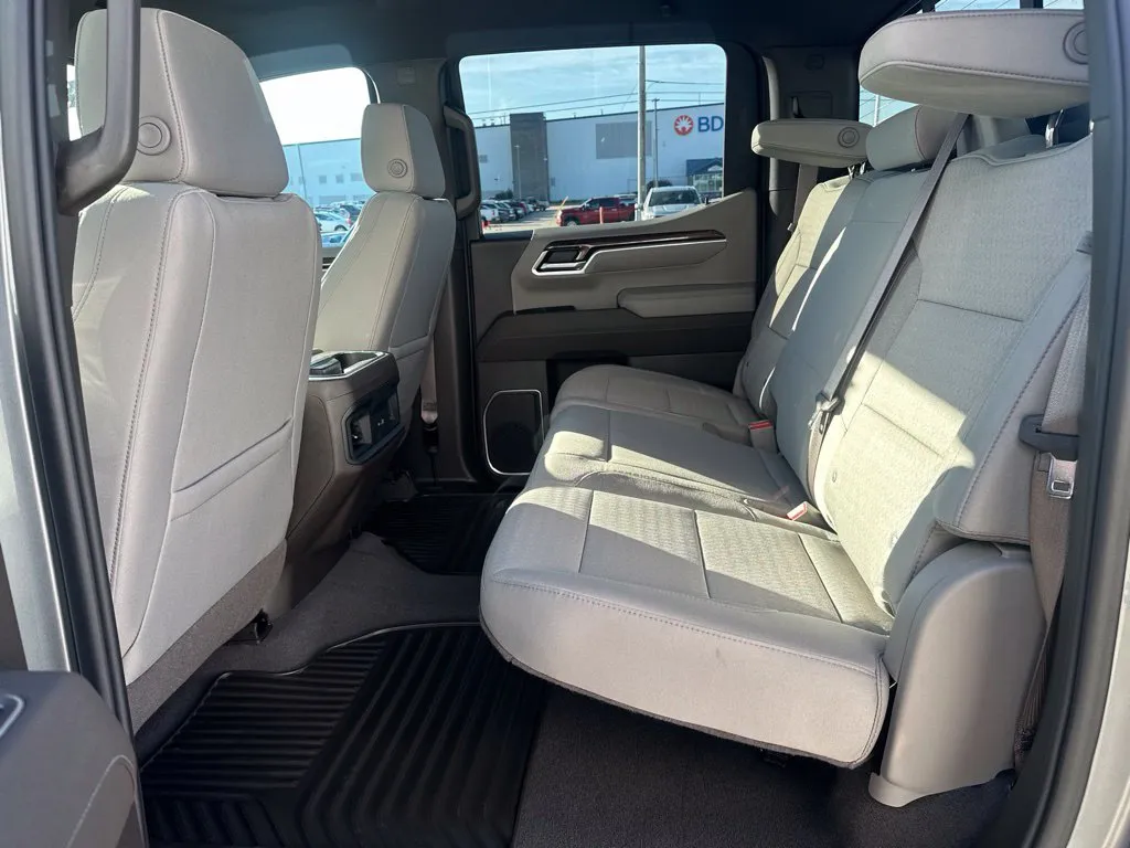 2026 Chevrolet Silverado 1500 RST - Photo 18