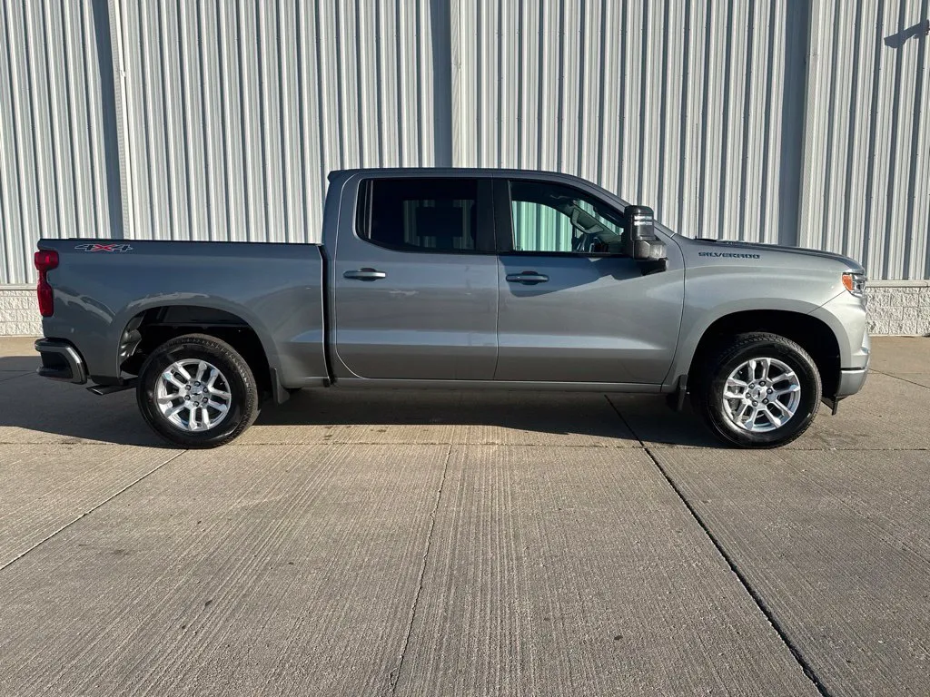 2026 Chevrolet Silverado 1500 RST - Photo 7