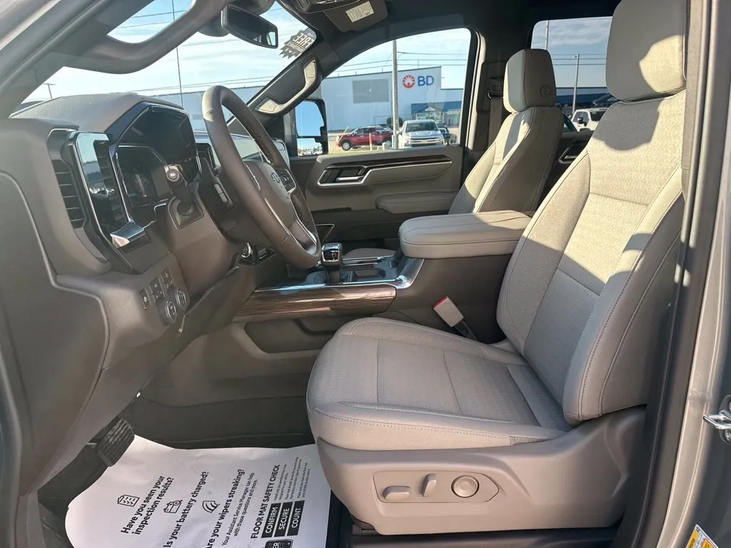 2026 Chevrolet Silverado 1500 RST - Photo 13