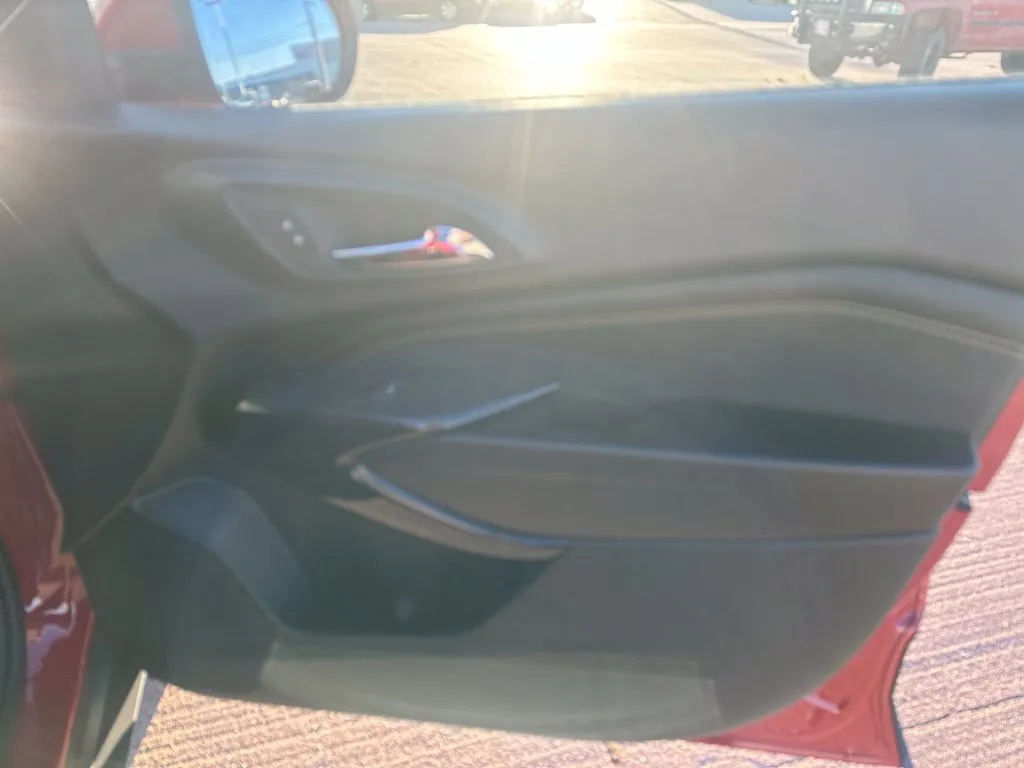 2026 Chevrolet Trax LT - Photo 10