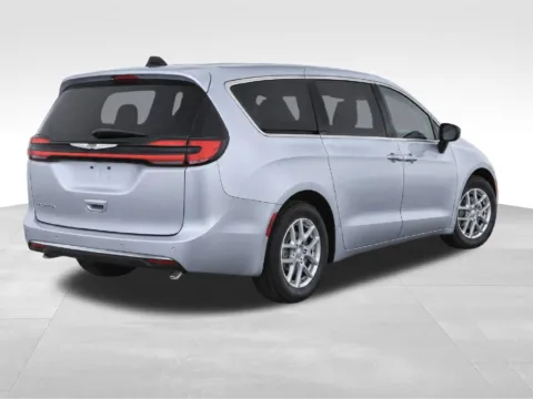 More photos of 2024 Chrysler Pacifica Touring L at Gregg Young Chevrolet GMC of Columbus, NE