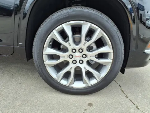 More photos of 2025 GMC Acadia Denali at Gregg Young Chevrolet GMC of Columbus, NE