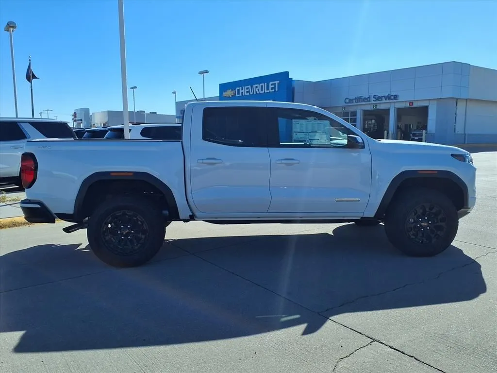 2026 GMC Canyon Elevation - Photo 6