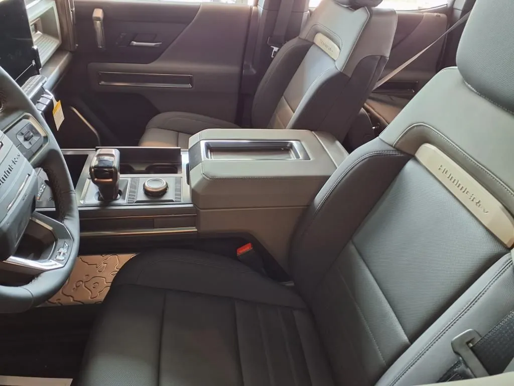 2025 GMC HUMMER EV 3X - Photo 11