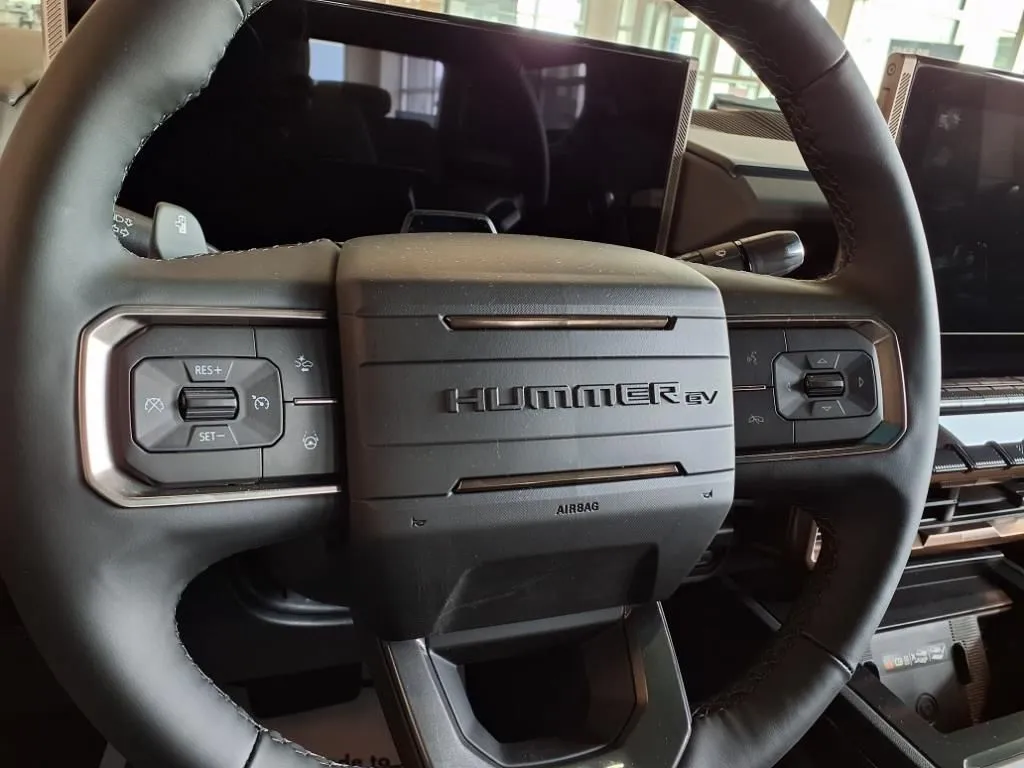 2025 GMC HUMMER EV 3X - Photo 15