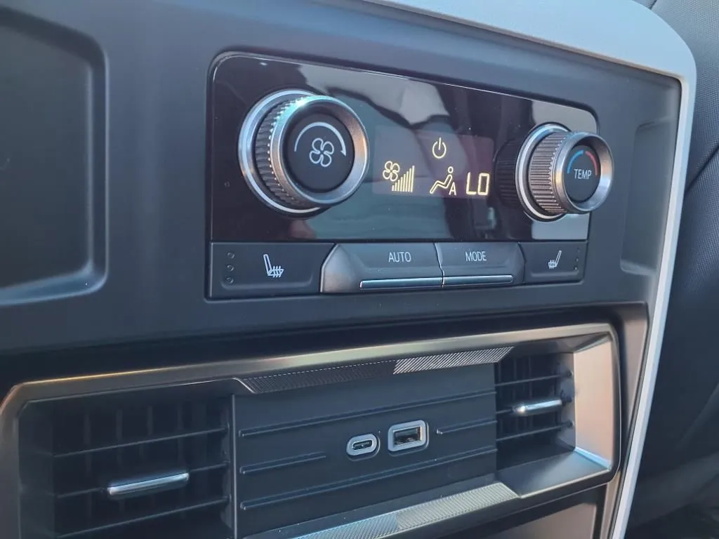 2025 GMC HUMMER EV 3X - Photo 11