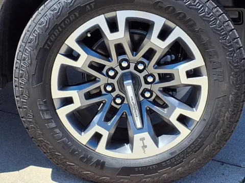 Another view of 2025 GMC Hummer EV SUV 3X for sale in Columbus, NE at Gregg Young Chevrolet GMC of Columbus