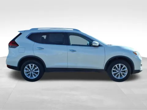 More photos of 2017 Nissan Rogue SV at Gregg Young Chevrolet GMC of Columbus, NE