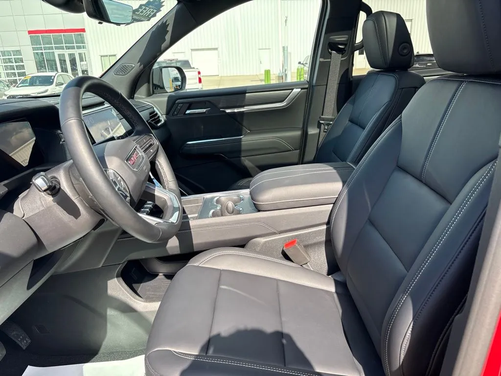 2026 GMC Acadia Elevation - Photo 17