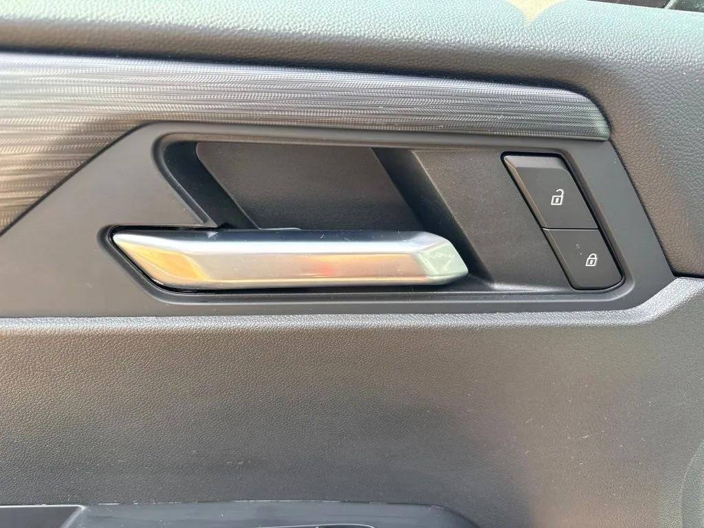 2026 GMC Acadia Elevation - Photo 14