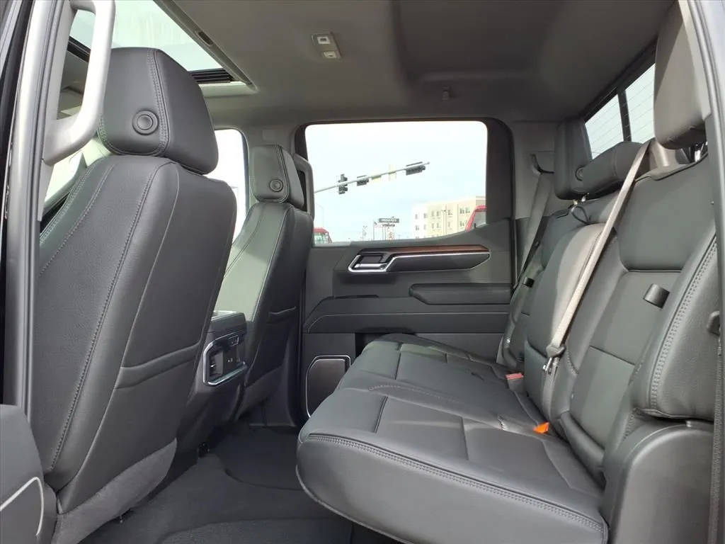2026 GMC Sierra 1500 Denali - Photo 11